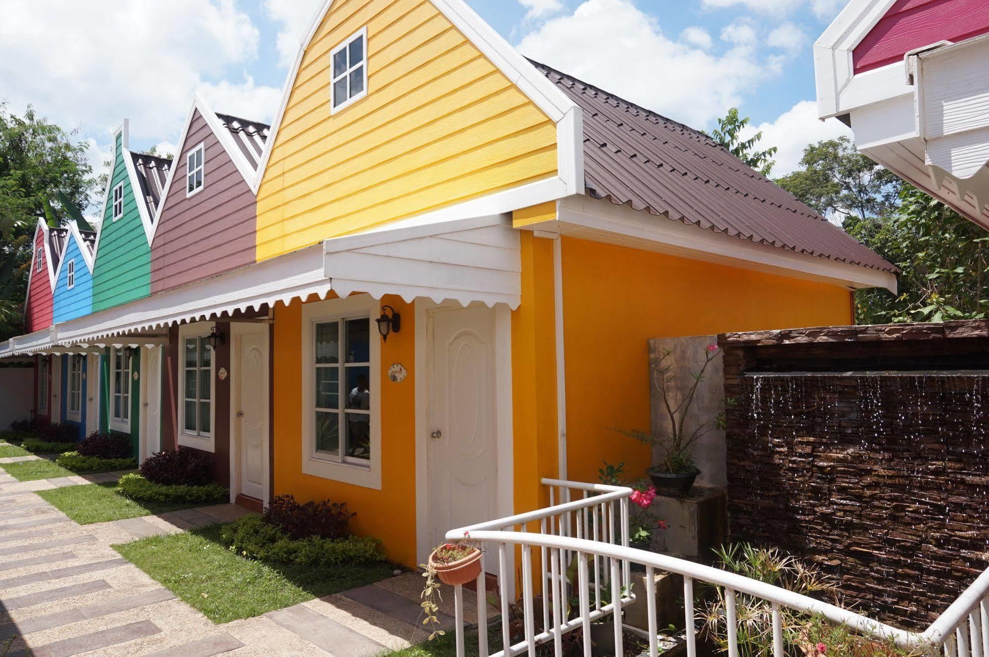 Color Ville Hotel Sha Certified Sakon Nakhon Eksteriør bilde